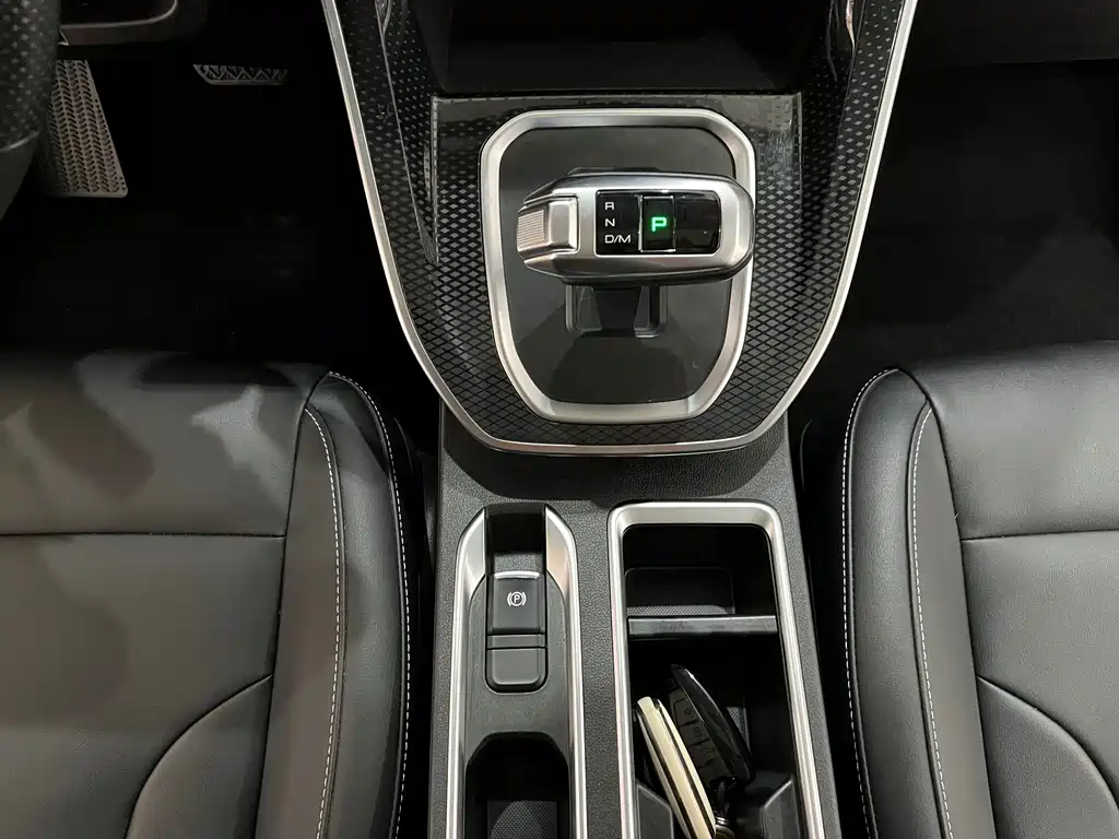 Haval M6 2022 — фото 15