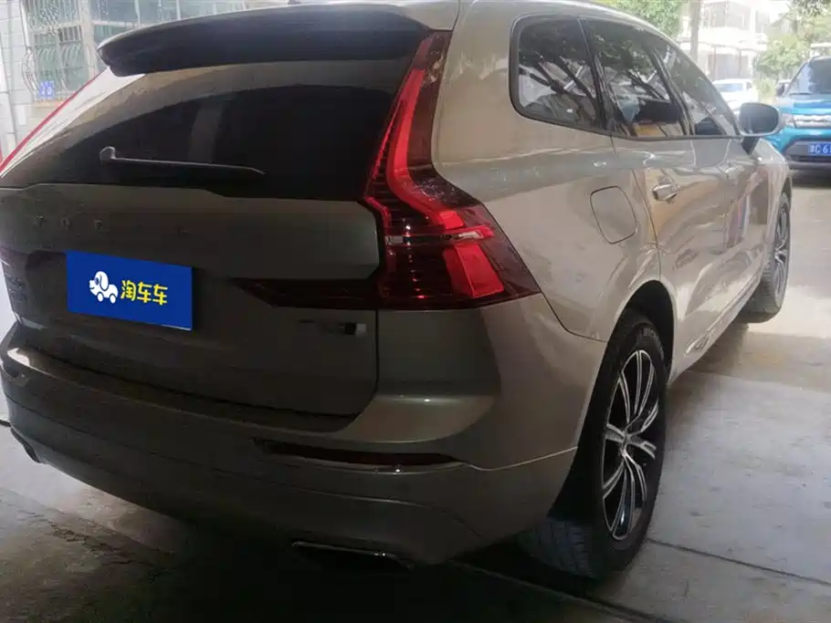 Volvo XC60 2018 — фото 3