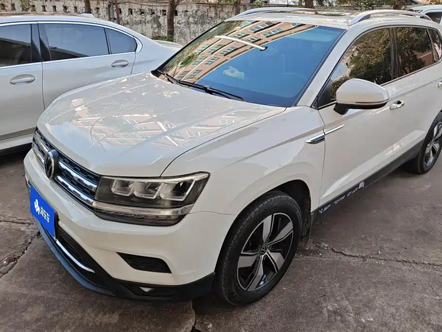 Volkswagen Tharu 2021 — фото 1