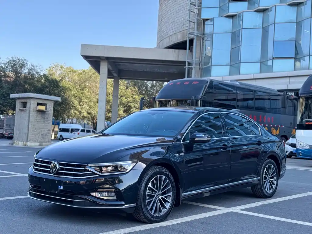 Volkswagen Magotan 2021 — фото 1