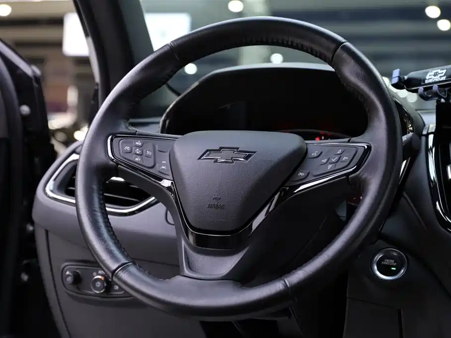 Chevrolet Equinox 2023 — фото 11