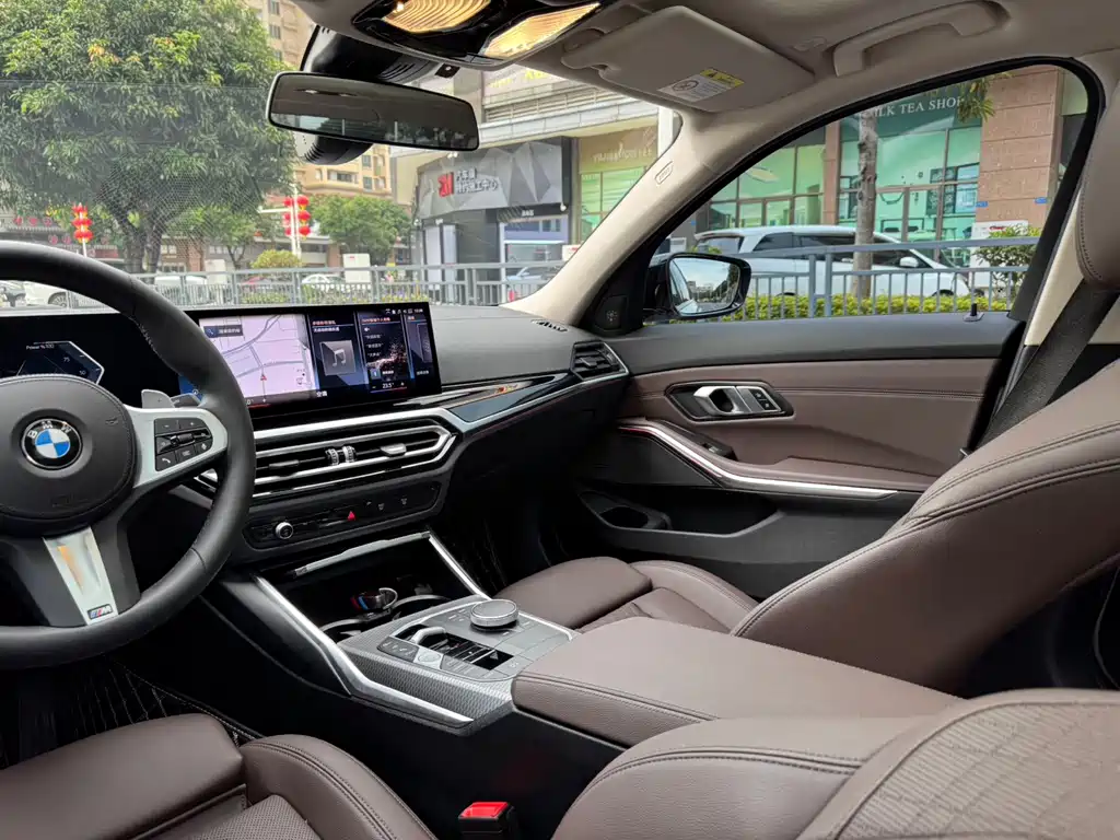 BMW 3 Series 2023 — фото 13