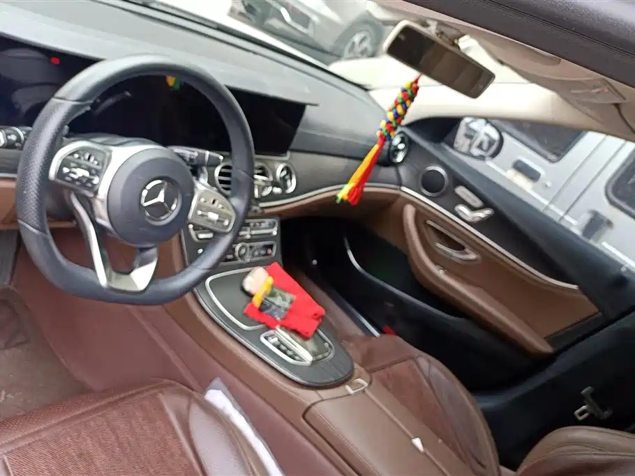 Mercedes-Benz E-Class 2020 — фото 12
