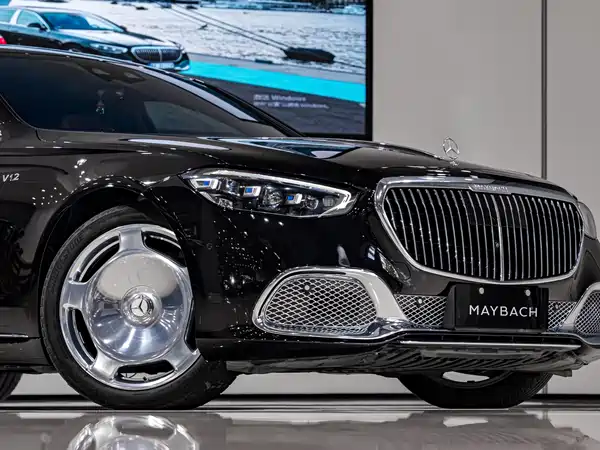 Mercedes-Benz Maybach S-Class 2023