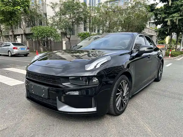 Lynk & Co 03 2022