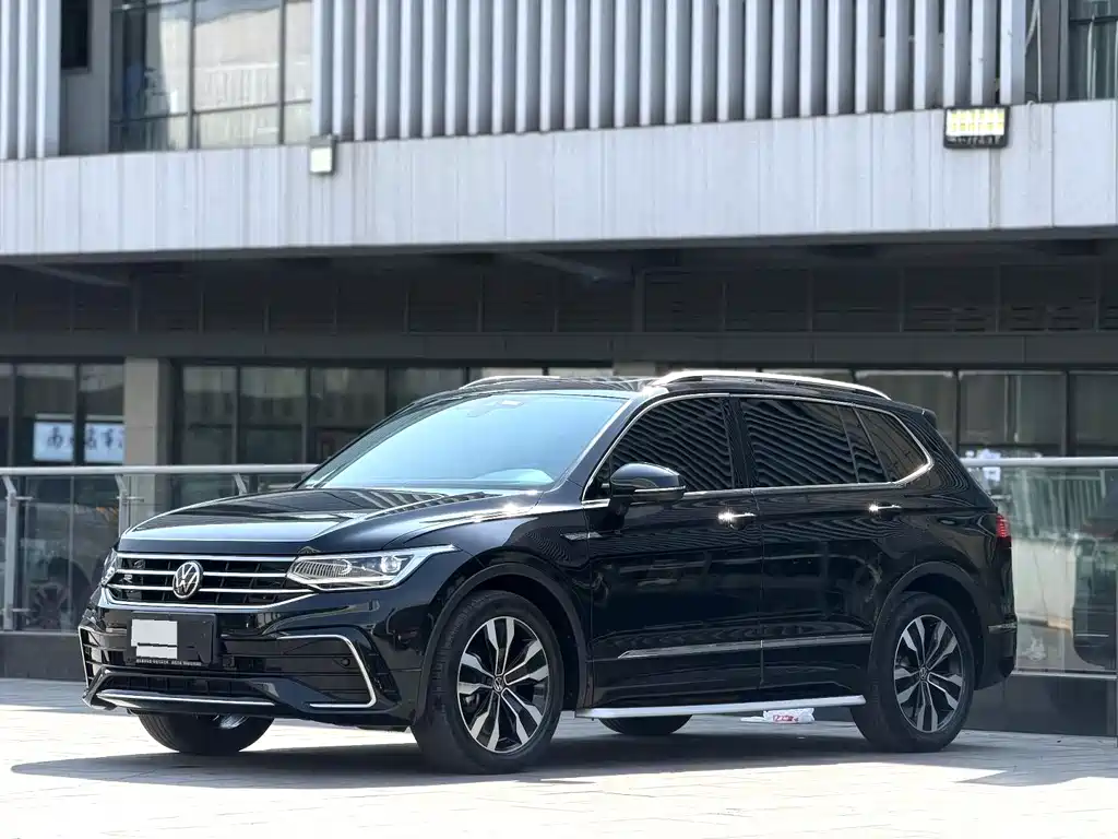 Volkswagen Tiguan L 2023