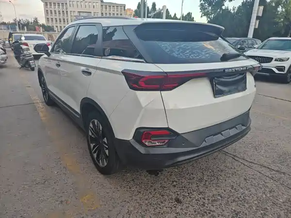Bestune T77 2020