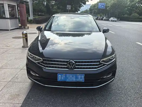 Volkswagen Magotan 2023