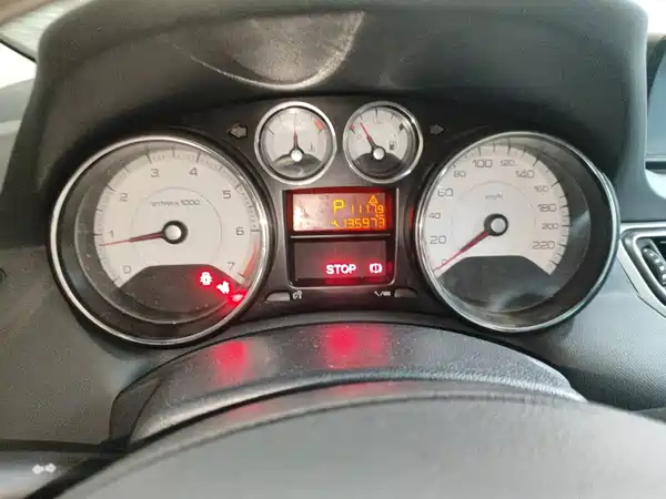 Peugeot 308 2015