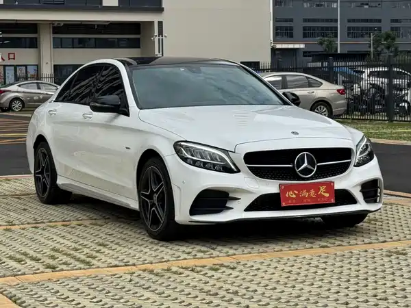 Mercedes-Benz C-Class 2021