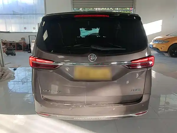 Buick GL8 2022