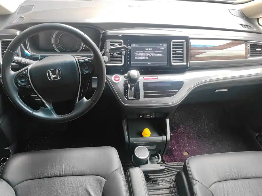 Honda Elysion 2019 — фото 12