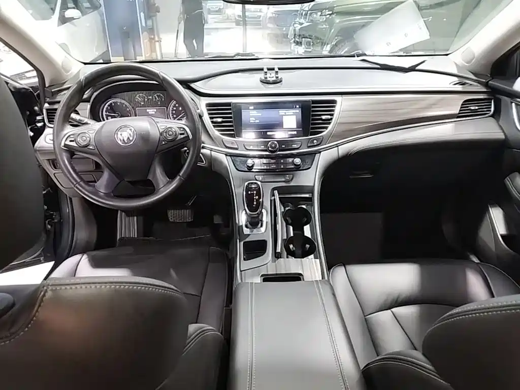 Buick LaCrosse 2021 — фото 10