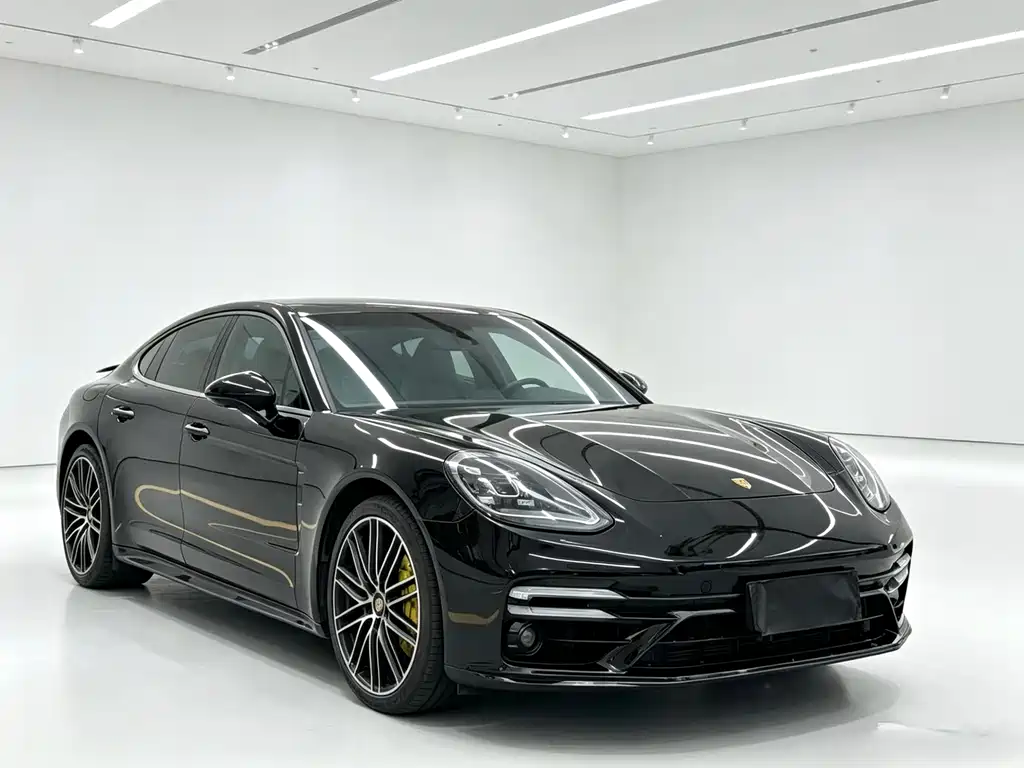 Porsche Panamera 2017 — фото 3