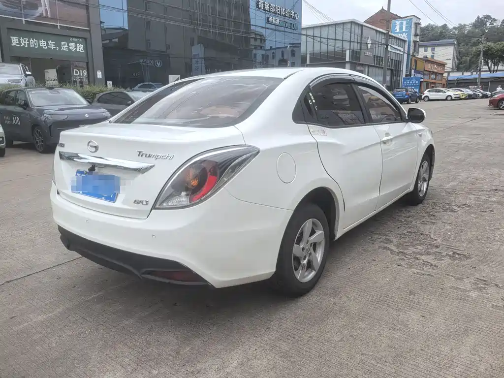 GAC Motor Trumpchi GA3 2015 — фото 9
