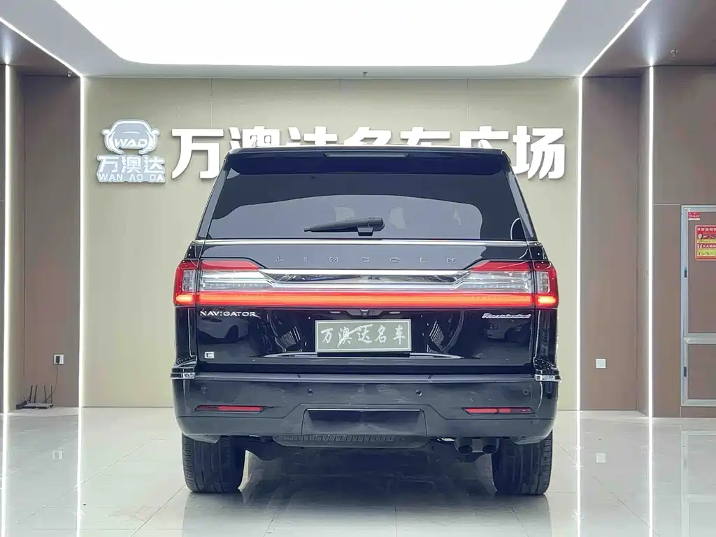 Lincoln Navigator 2020 — фото 19