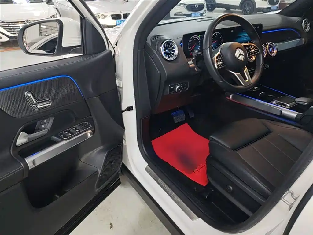 Mercedes-Benz GLB 2020 — фото 16
