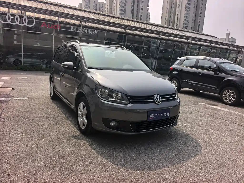 Volkswagen Touran 2013