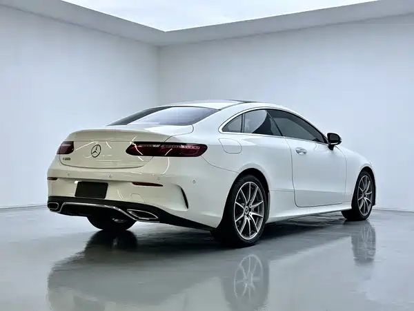 Mercedes-Benz E-Class 2023
