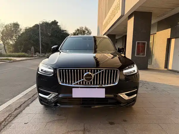 Volvo XC90 2021