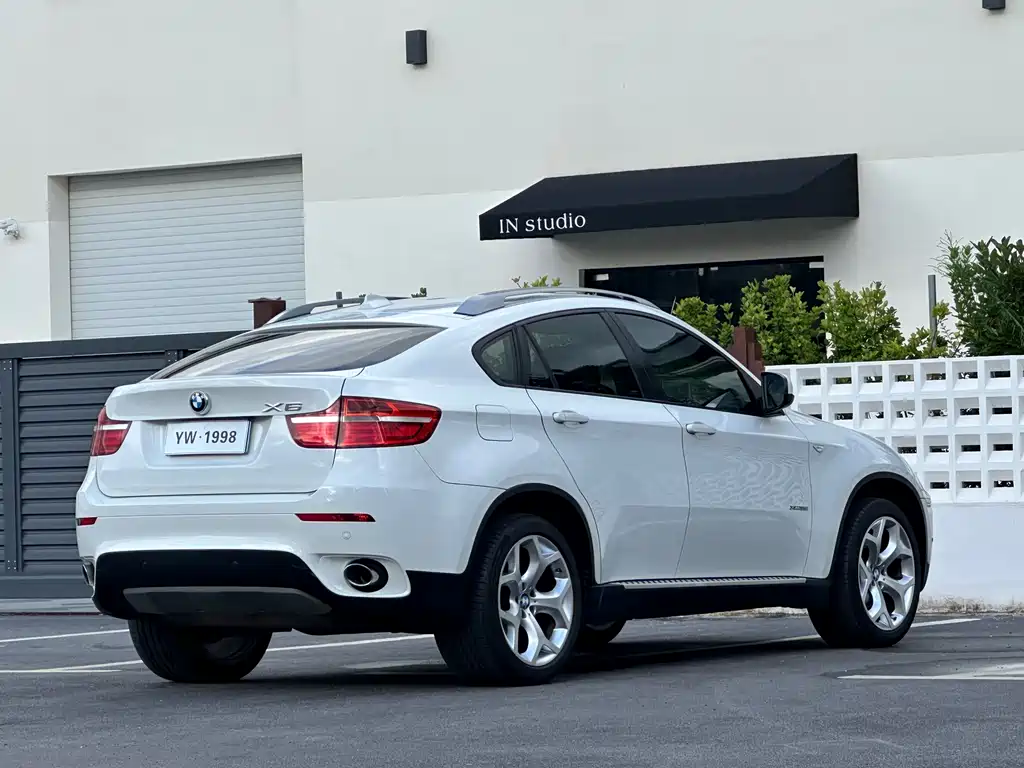 BMW X6 2015 — фото 7