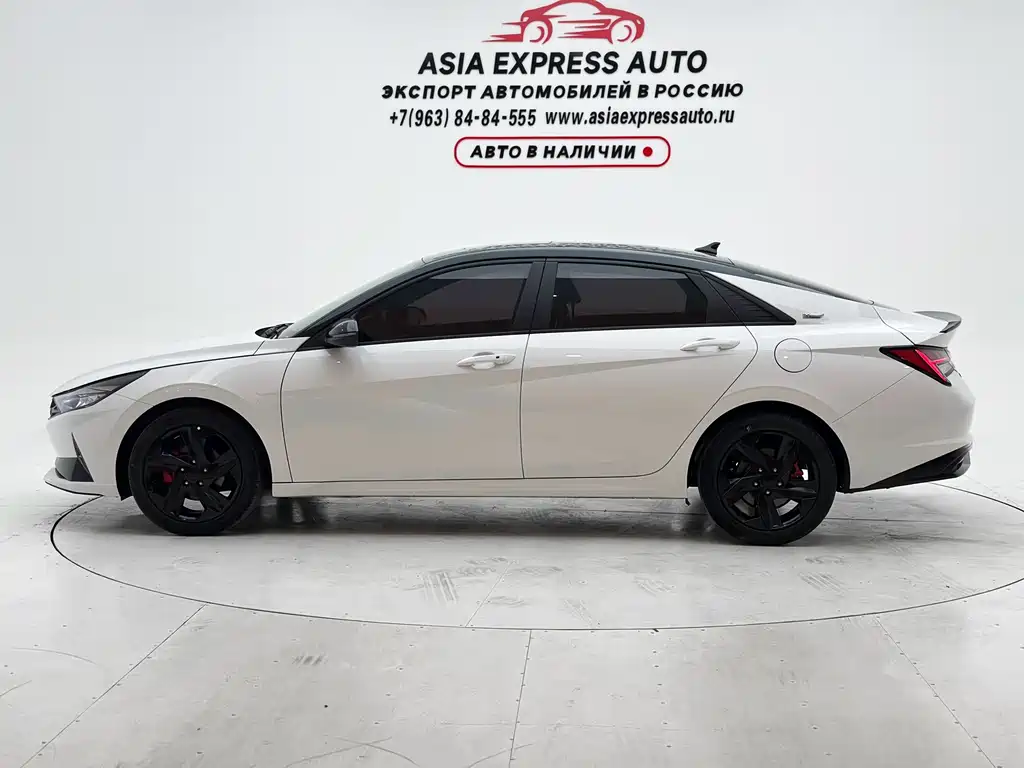 Hyundai Elantra 2022