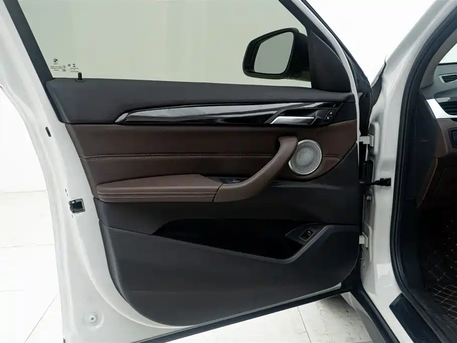 BMW X1 2021 — фото 16