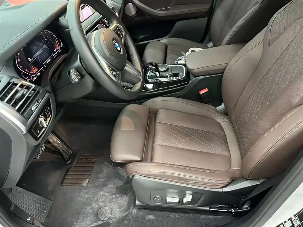 BMW X3 2022 — фото 11