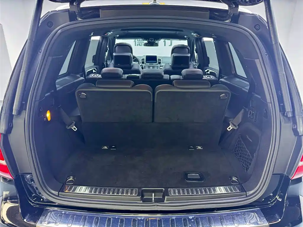 Mercedes-Benz GLS AMG 2019 — фото 25