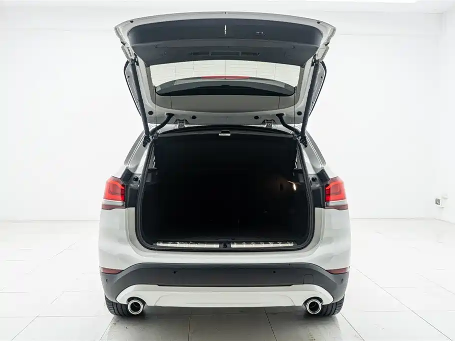 BMW X1 2021 — фото 14
