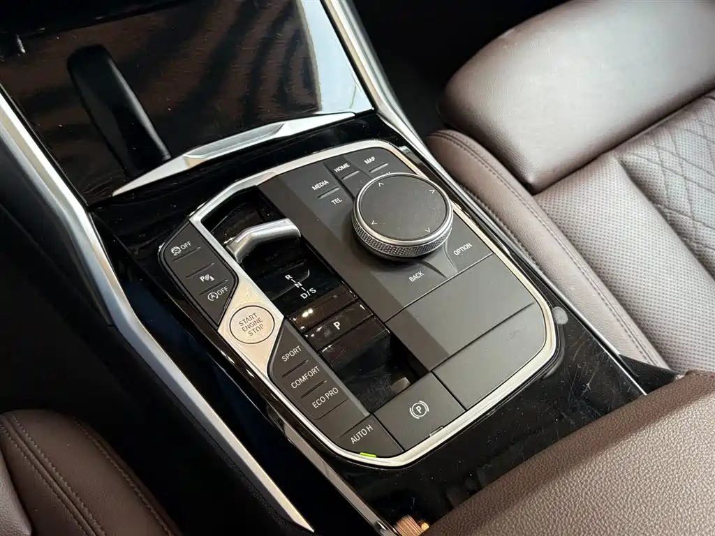 BMW 3 Series 2024
