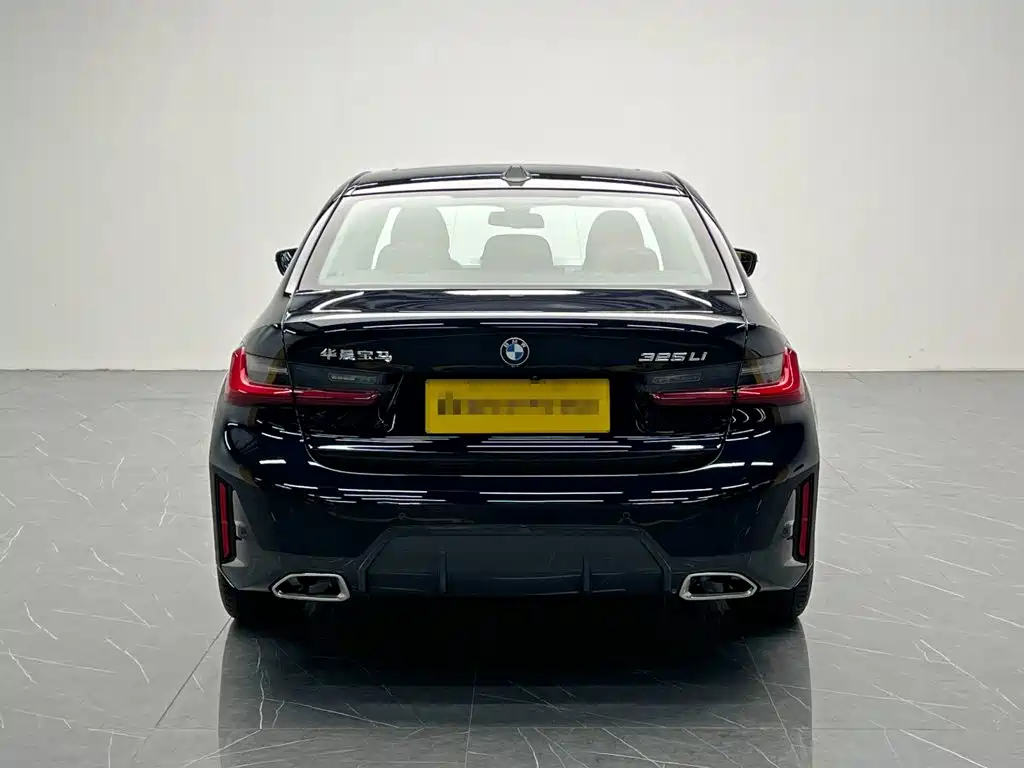BMW 3 Series 2023