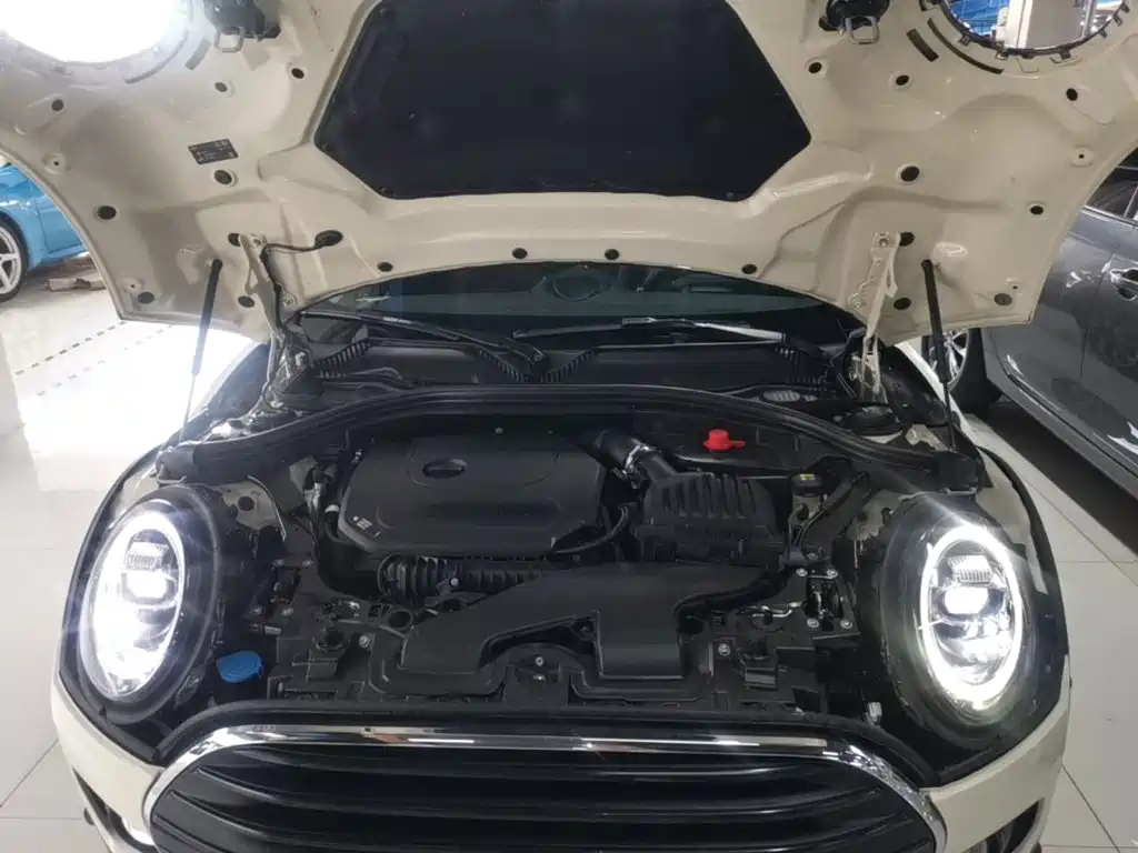 MINI Clubman 2021 — фото 20