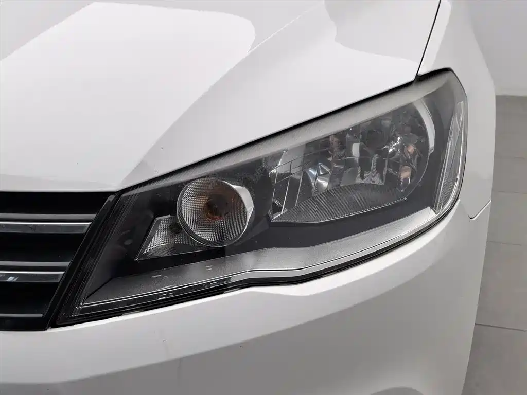 Volkswagen Jetta 2016 — фото 7