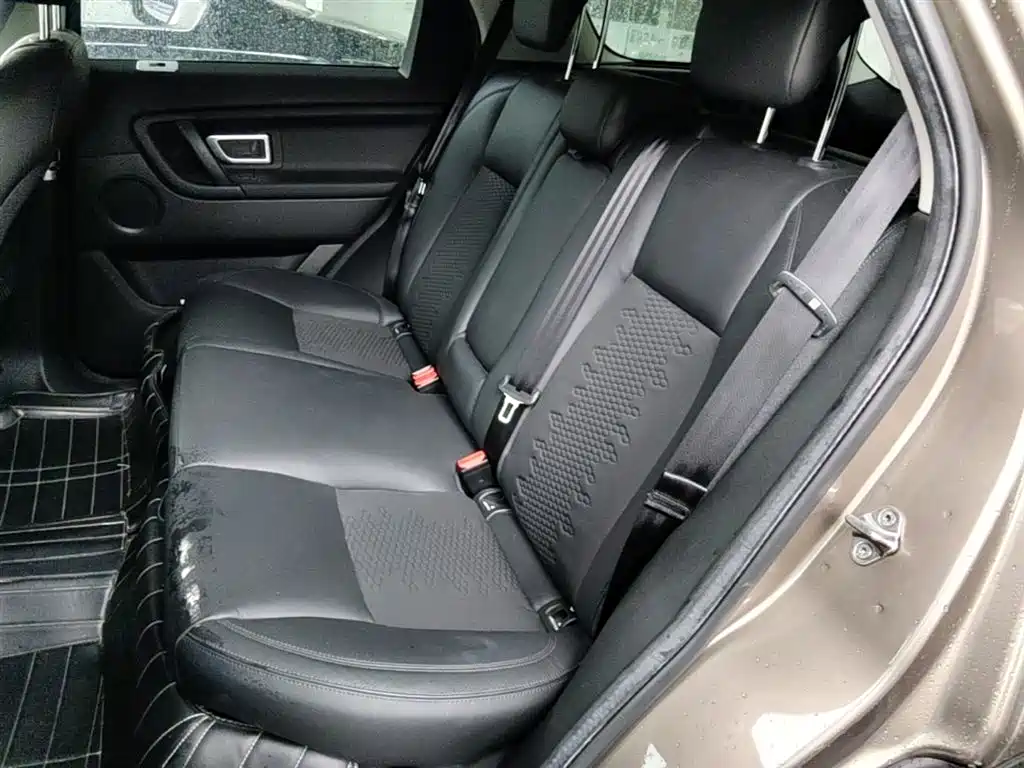 Land Rover Discovery Sport 2017 — фото 24