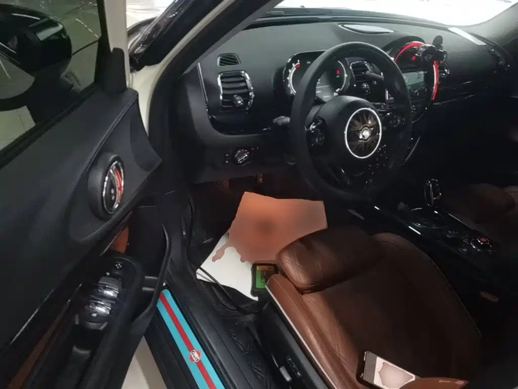 MINI Clubman 2021 — фото 16