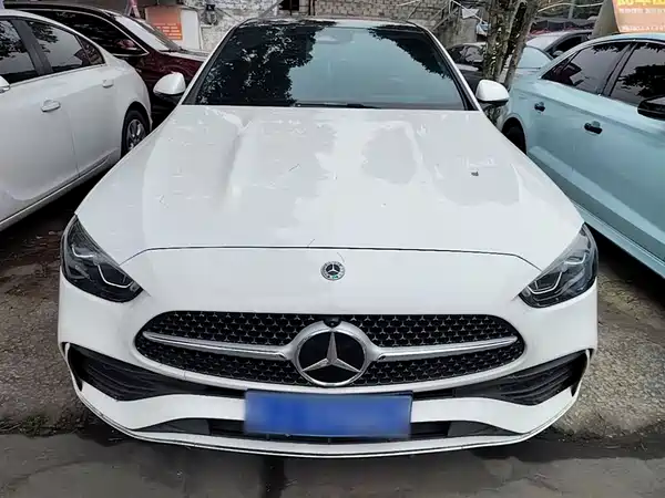 Mercedes-Benz C-Class 2024