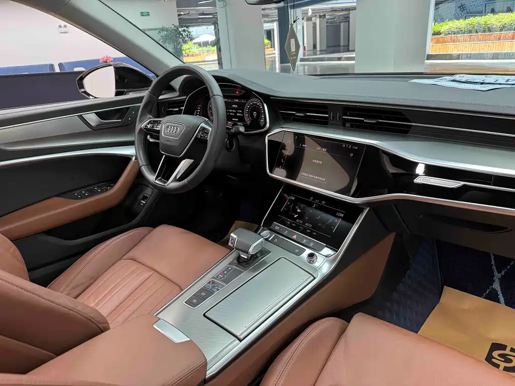 Audi A6L 2019 — фото 27
