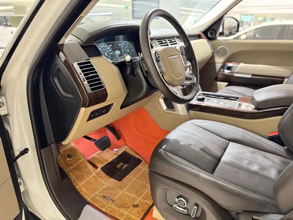 Land Rover Range Rover 2018 — фото 15