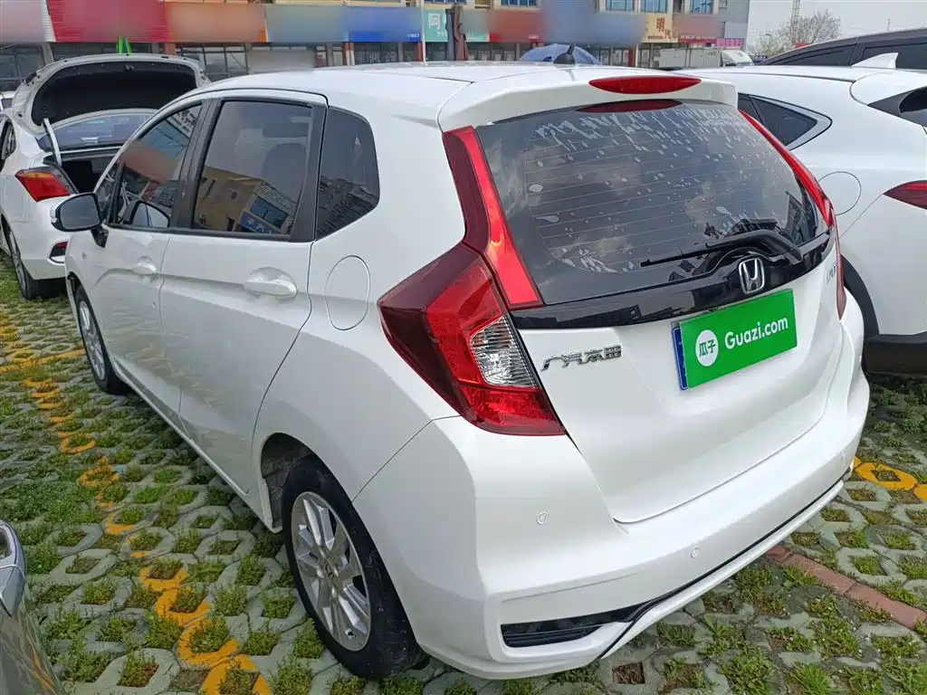Honda Fit 2018 — фото 23