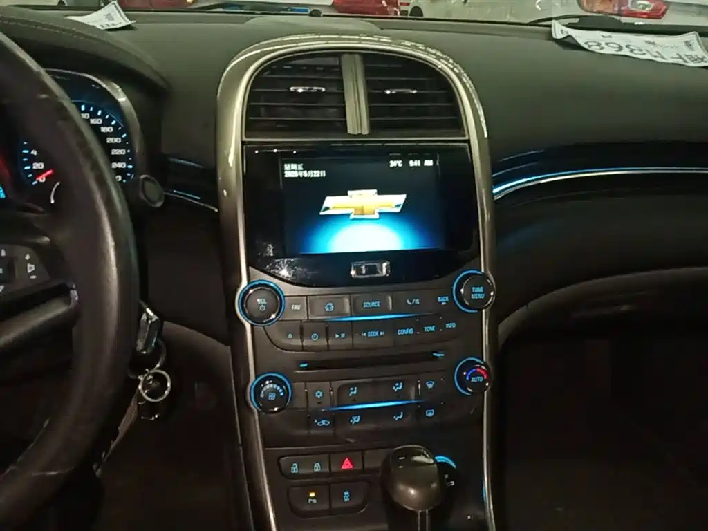 Chevrolet Malibu 2014 — фото 13