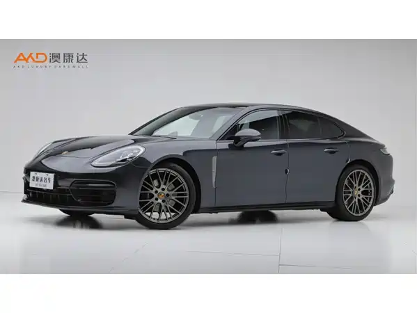 Porsche Panamera 2023