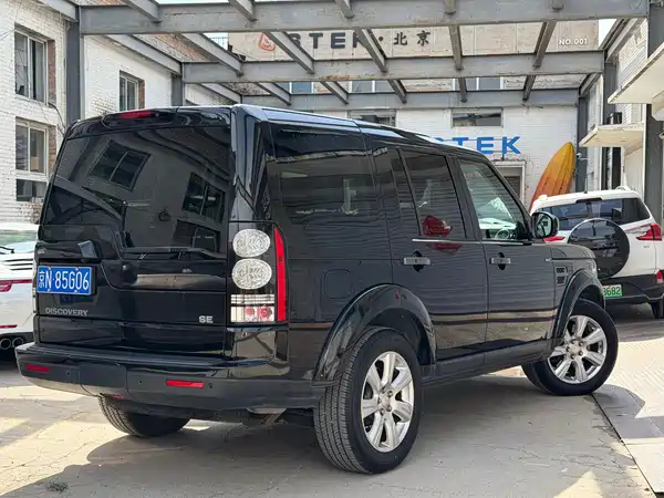 Land Rover Discovery 2014
