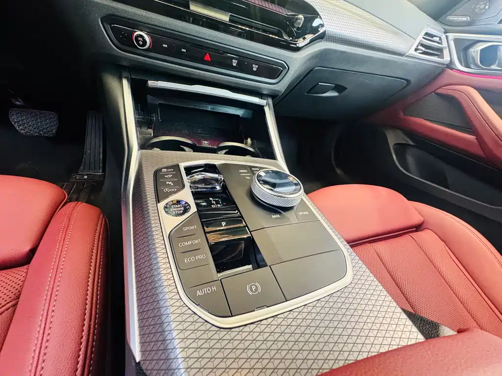 BMW 4 Series 2025 — фото 13