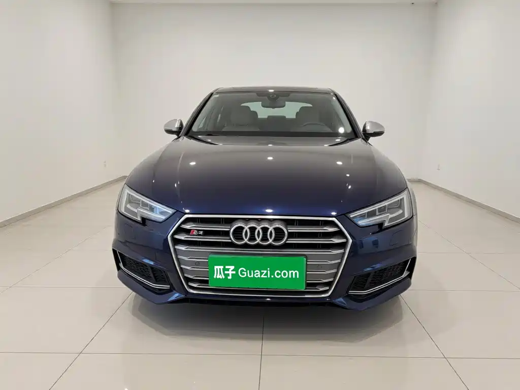Audi S4 2018 — фото 24