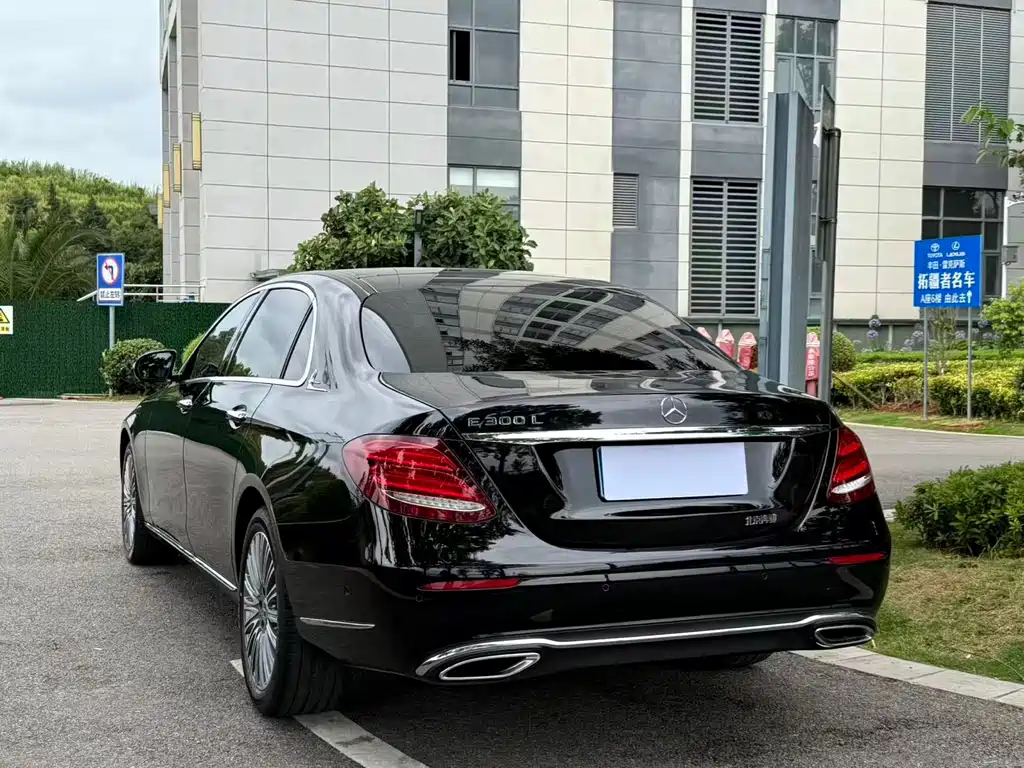Mercedes-Benz E-Class 2020