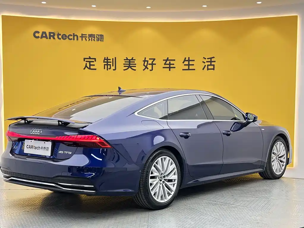 Audi A7 2021 — фото 32