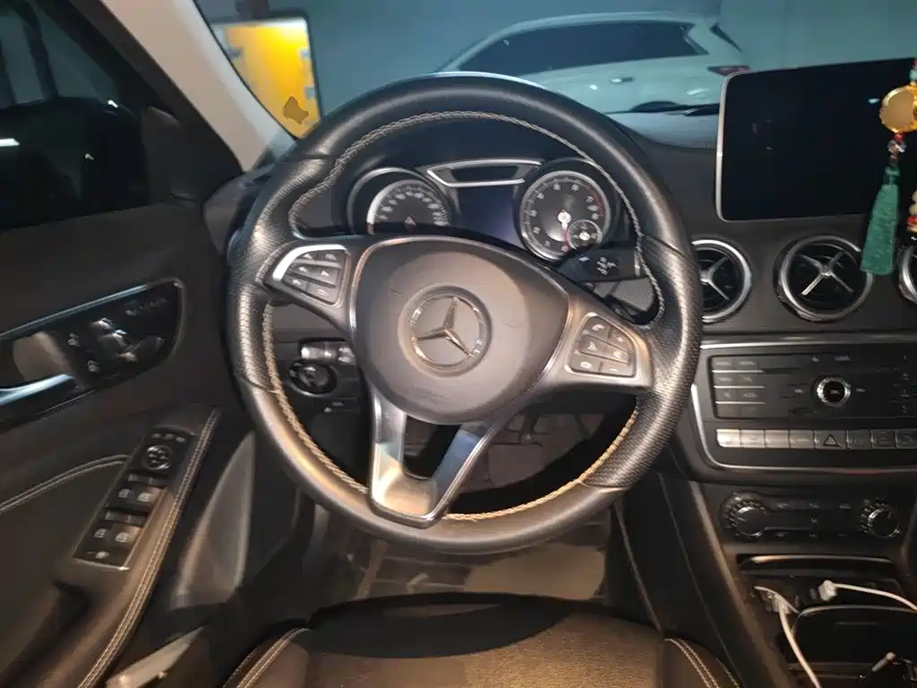 Mercedes-Benz GLA 2017 — фото 3
