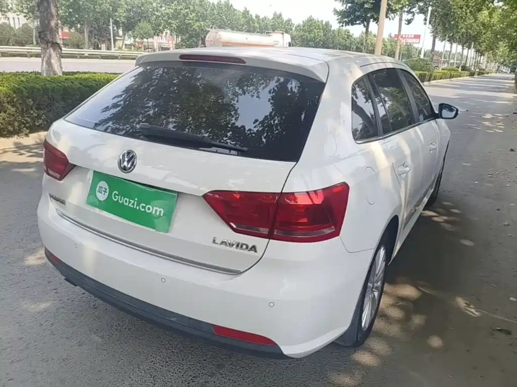 Volkswagen Gran Lavida 2015