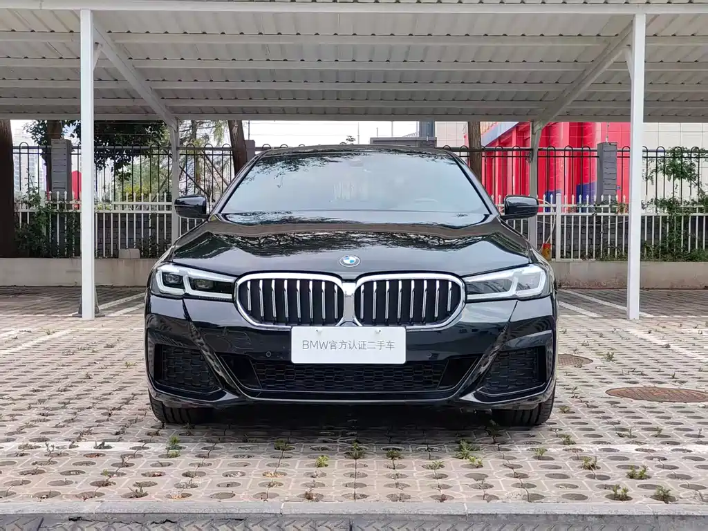 BMW 5 Series 2022